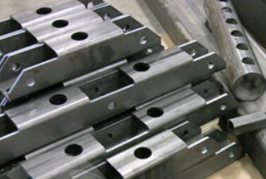 cắt-cnc-sắt-hộp-giá-rẻ