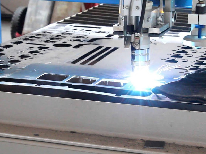 Cắt CNC nhôm chuyên nghiệp