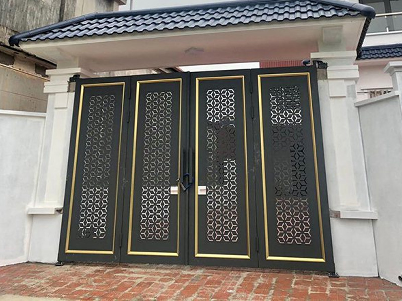 Cắt hoa văn CNC cửa nhôm Biên Hòa 1