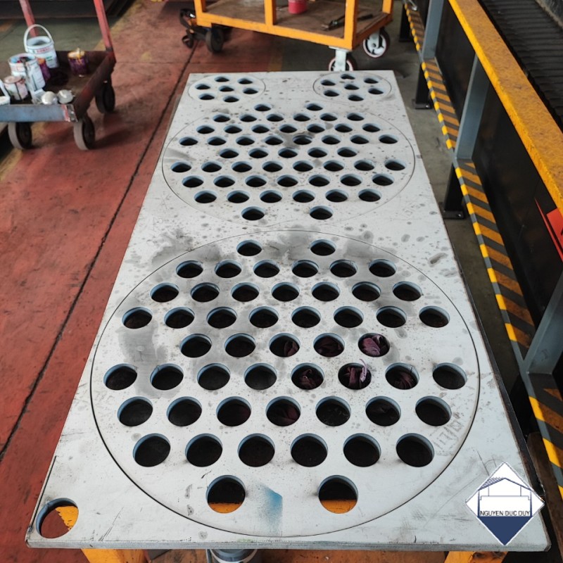 Cắt CNC tấm kim loại