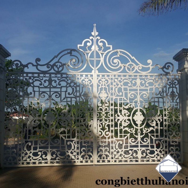 Cắt hoa văn CNC trang trí cổng