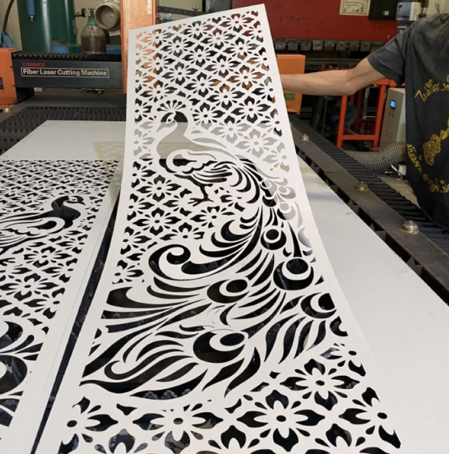 cắt laser kim loại theo bản vẽ