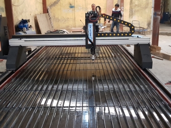 Các Yếu Tố Quyết Định Độ Chính Xác Của Việc Cắt Laser