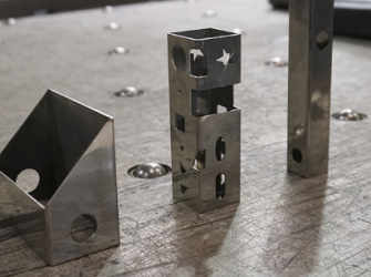 Cách tối ưu chi phí khi đặt cắt CNC sắt hộp giá rẻ nhưng vẫn đảm bảo độ bền kết cấu