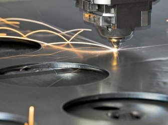 Khắc laser trên đối tượng 3D trong các ngành công nghiệp